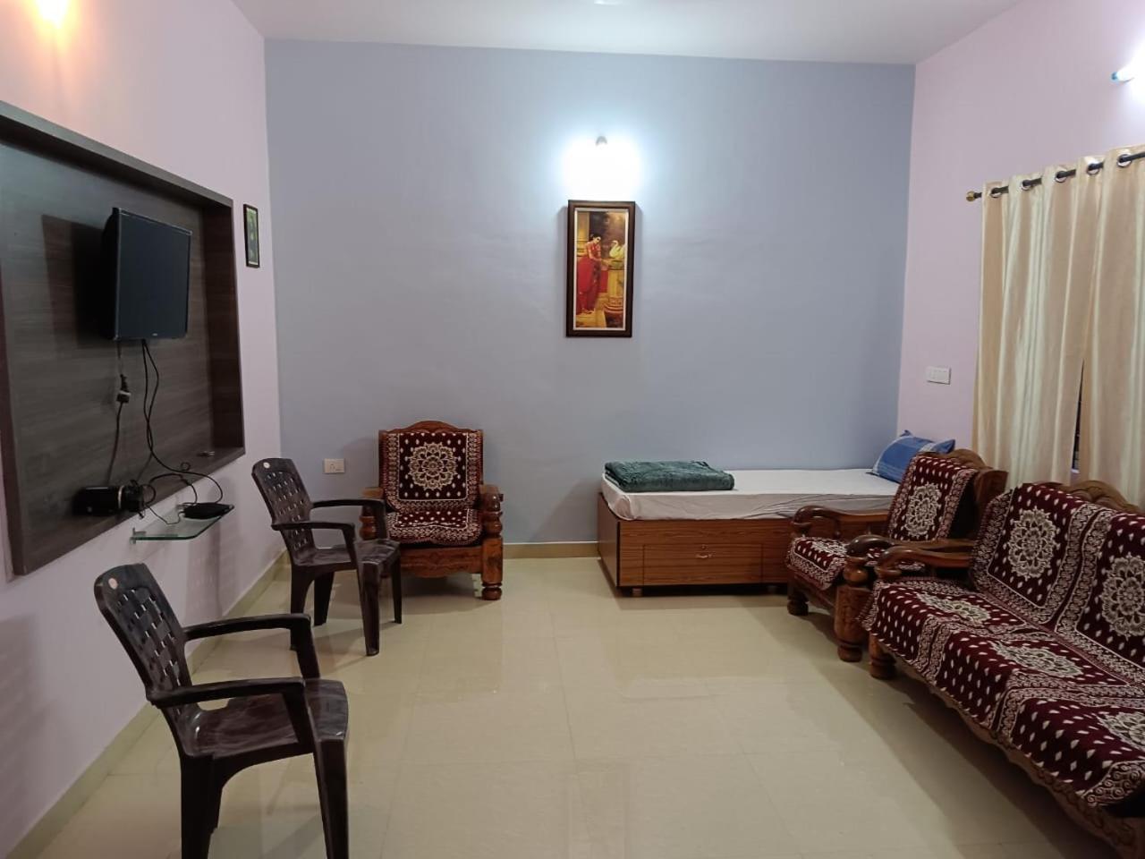 Venissa Serviceapartment Chikmagalūr Esterno foto